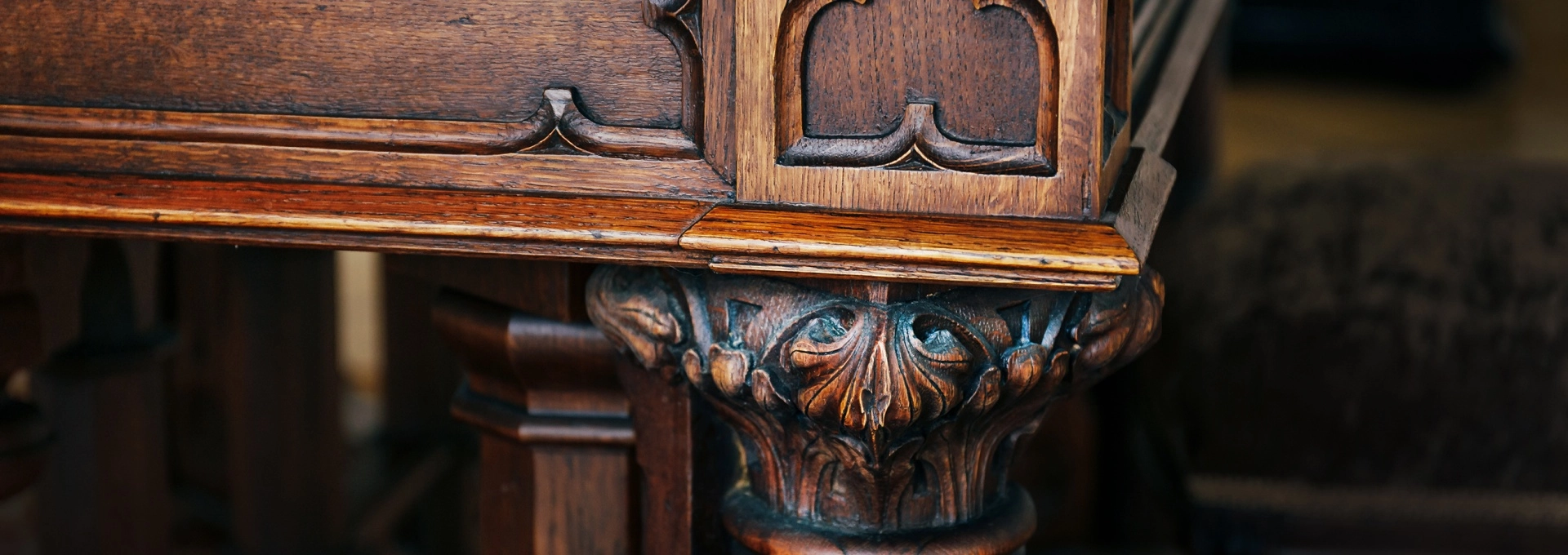 stocker-ou-vendre-vos-meubles-anciens-on-vous-aide-a-choisir